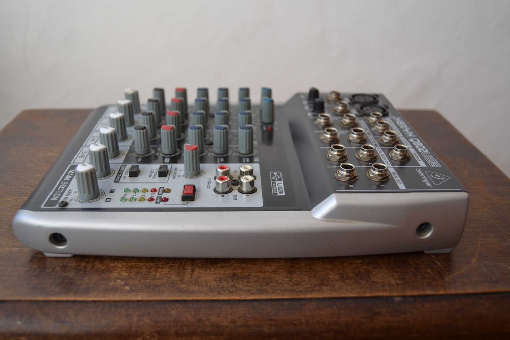 Mesa de Mistura 6 Canais c/USB