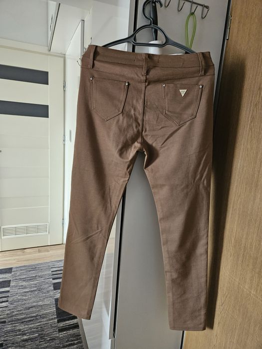 Spodnie kolor karmel uciągliwe