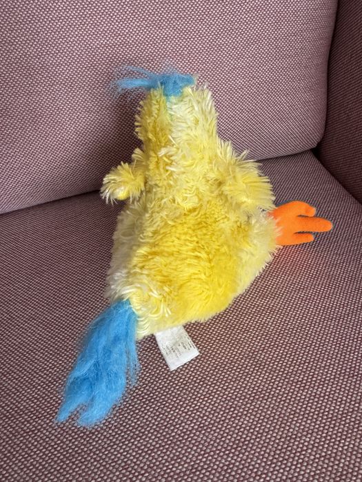 Kolorowy kurczak kurka maskotka wysokość 17cm.