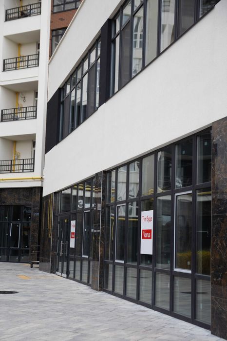 Оренда приміщення в ЖК Синергія Сіті, 16 будинок. Панорамні вікна