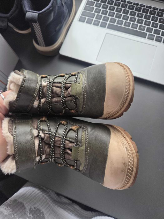 Paczka nr 245 - Buty zimowe dla chłopca