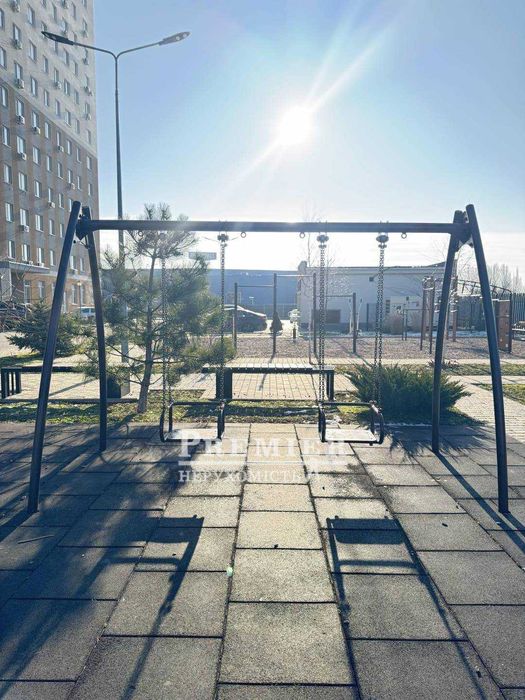 1-кімнатна квартира біля моря. Свіжий ремонт.