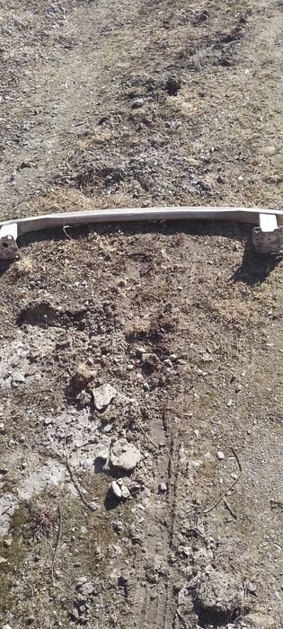 Підсилювач заднього бамперу меган 3