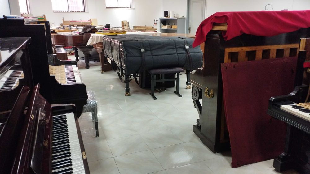 Restauro e Reparação de Pianos / Piano Restoration and Repair