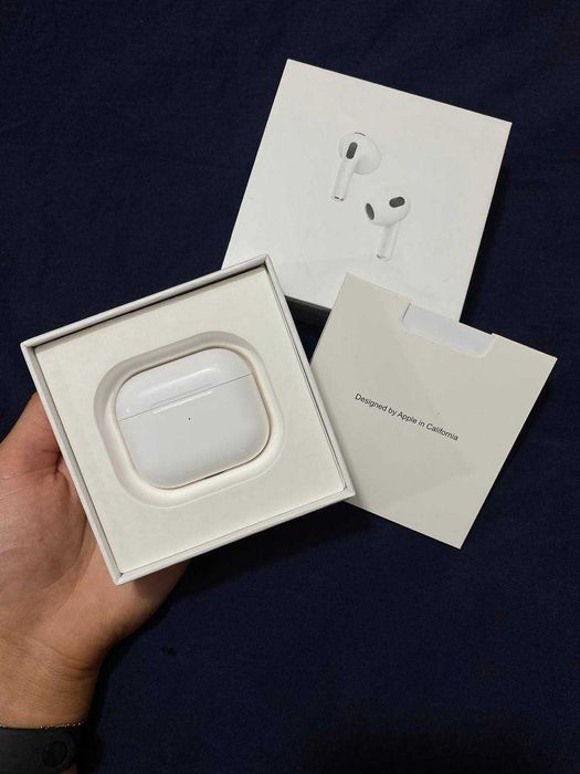 Продам свої airpods 3 оригінал !