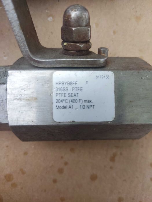 Zawór kulowy parker