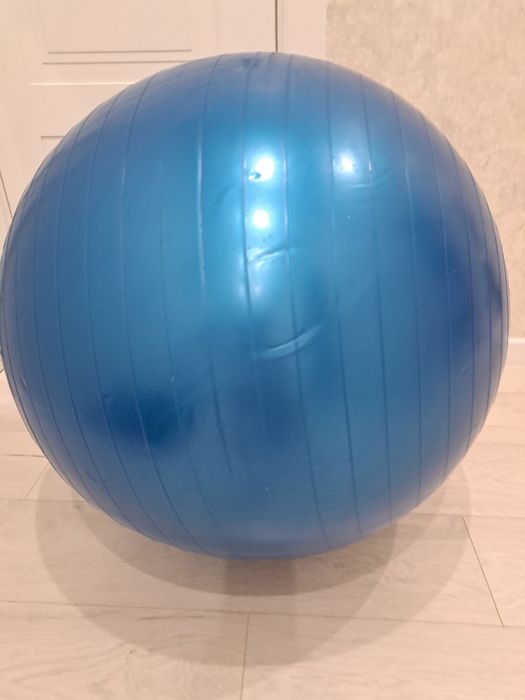М'яч для гімнастики, фітнесу, йоги