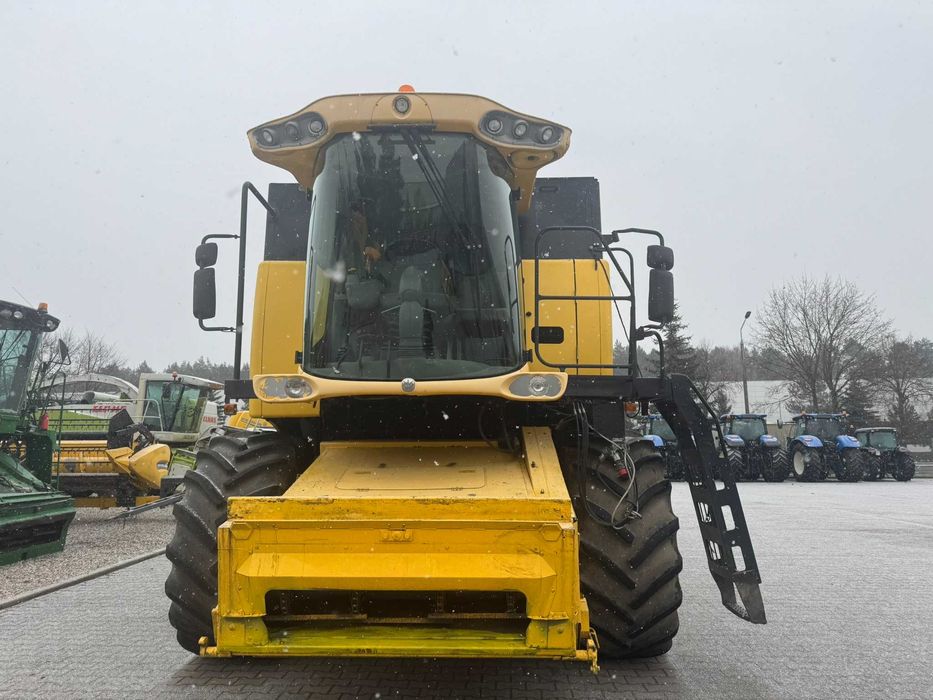 Kombajn zbożowy CS 6080 New Holland krajowy