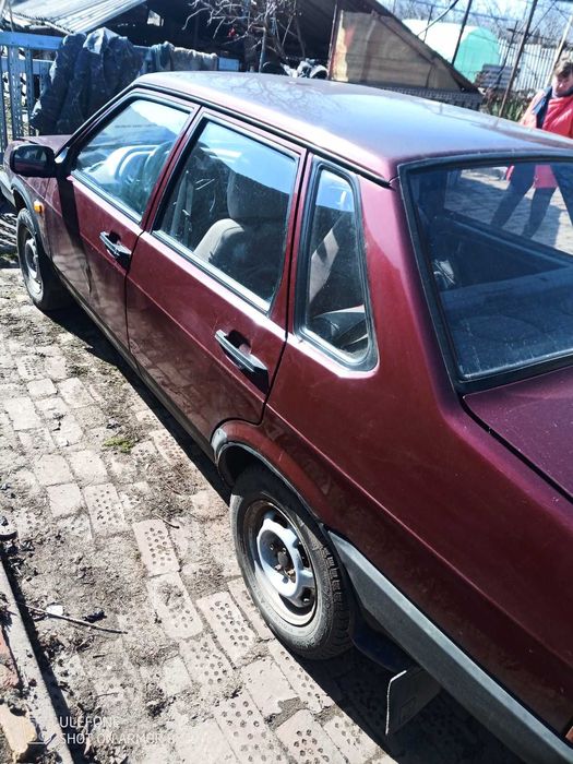 Продается ВАЗ 21099