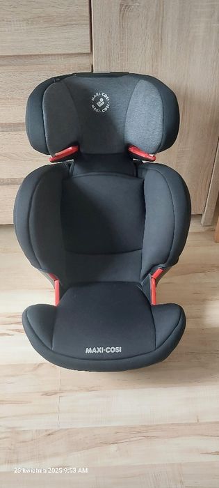Fotelik samochodowy Maxi Cosi dla dziecka 15-36kg