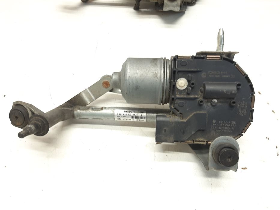 1T0955024E трапеція двірників Права Тоуран 2003-2010р 
1T0955024E1T095