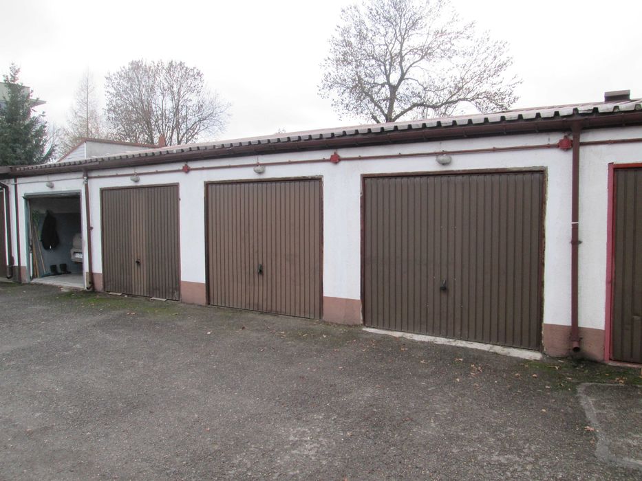 Wynajme garaz na samochod osobowy w Radomsku