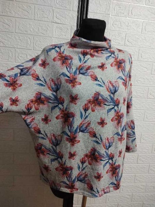 Sweter rozmiar m cena 20zł