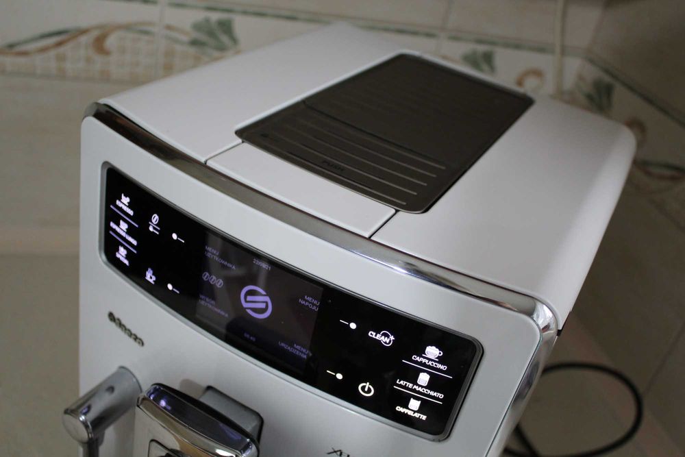 BIAŁY LUX ekspres SAECO XELSIS EVO lcd menu pl dotyk po serwisie gwara