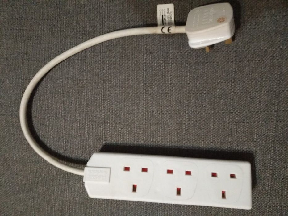 Ficha Tripla para o Reino Unido / 3 Way Gang Triple UK Socket434466223230832642