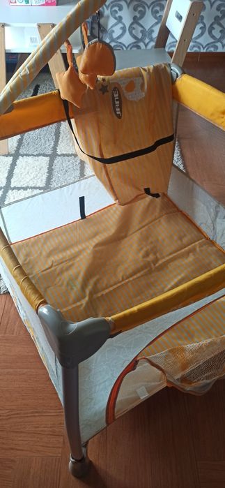 Vendo berço/ parque viagem