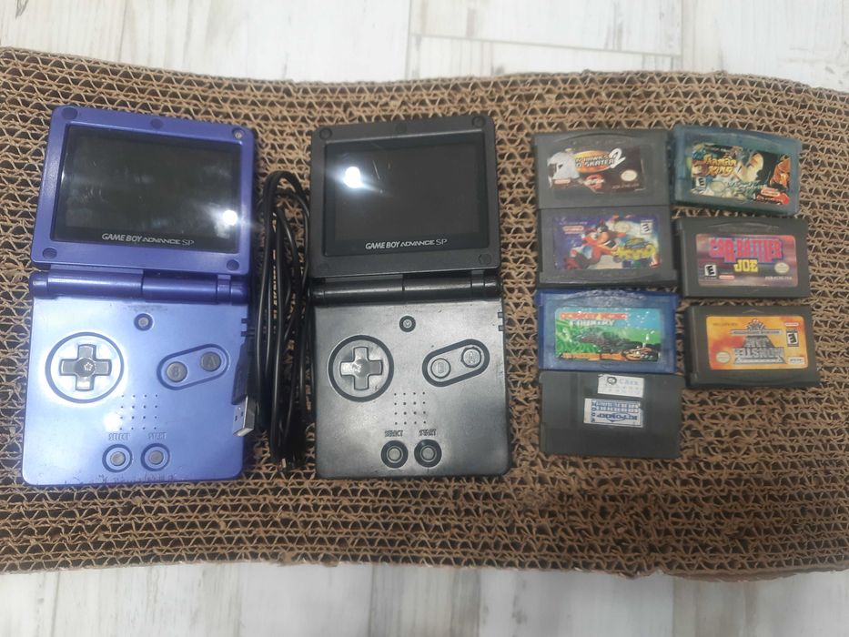 Ігрова приставка GameBoy Advanced SP AGS-001, Ігри, Запчастини