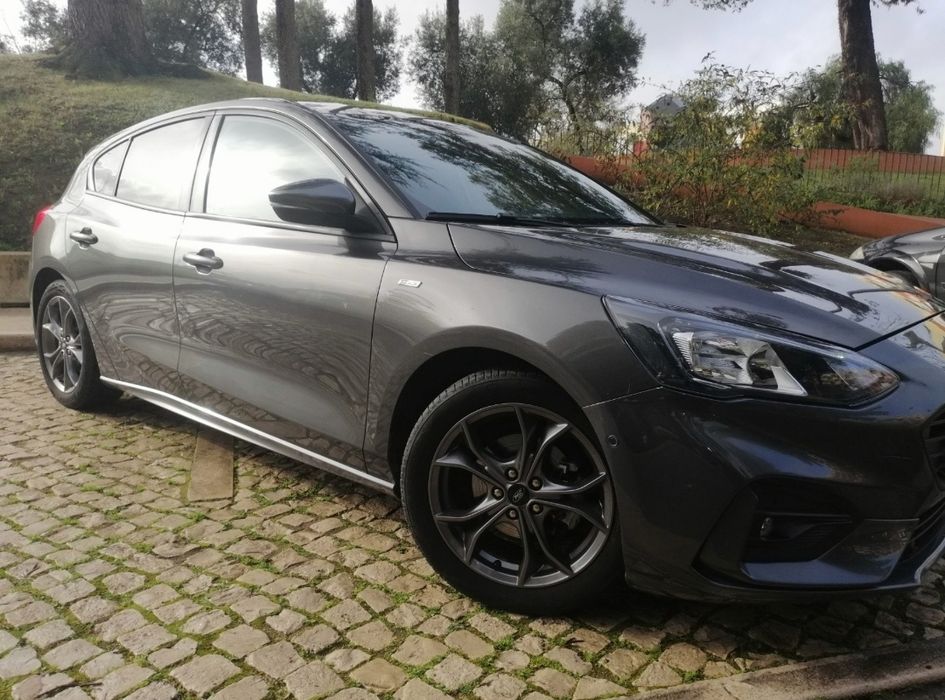 Ford Focus 1.0  St-line      Nacional