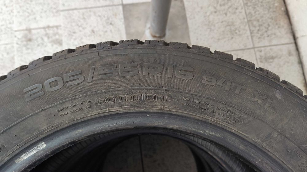 Резина зимня шипована Nokian Hakkapeliitta 8 205/55 R16 94T XL (шип)