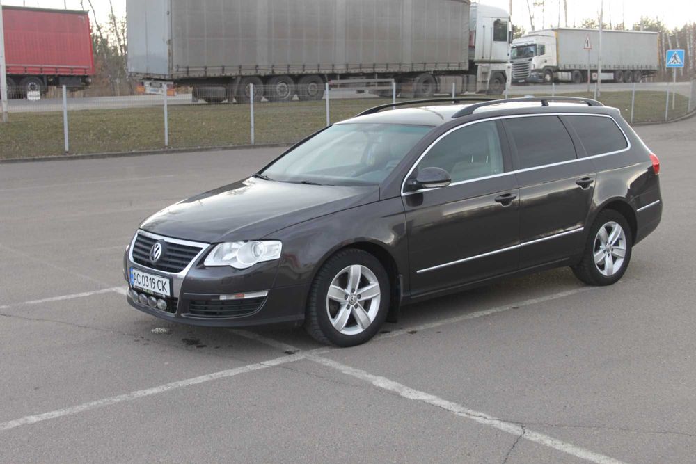 Продам автомобіль Volkswagen Passat B6