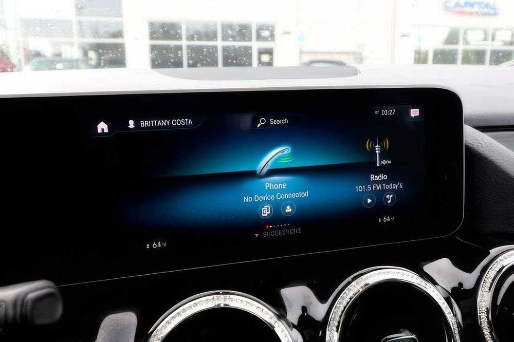Mercedes-Benz GLA 250 4MATIC      2021