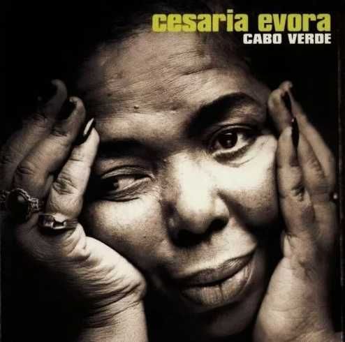 Vários CD's de Cesária Évora