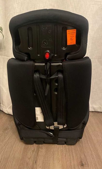 Автокрісло 9-36 кг універсальне tilly з бустером