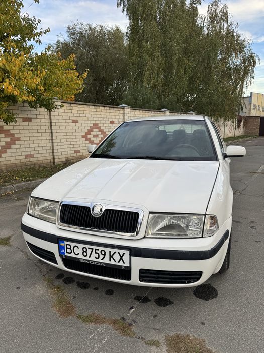 Продам шкоду актавія тур 2010р