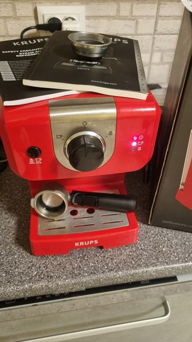 кавомашина, кавоварка 2 ріжкові Krups, DeLonghi