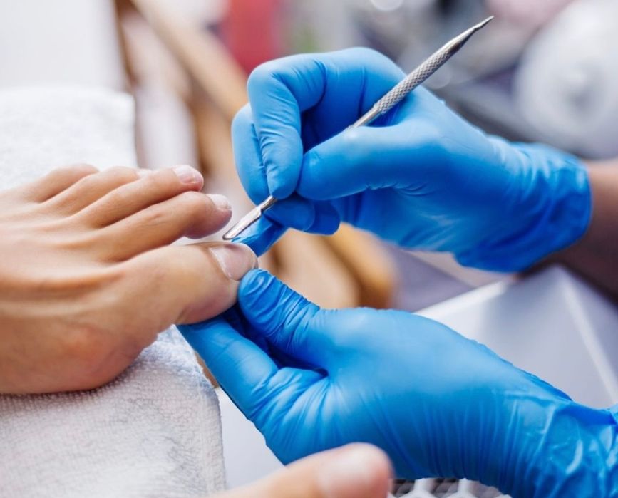Pedicure no conforto do seu lar