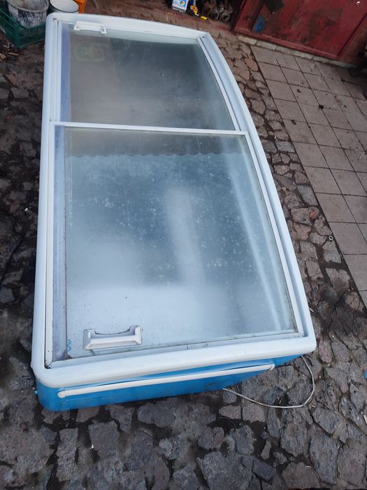 Морозильна камера  бонета