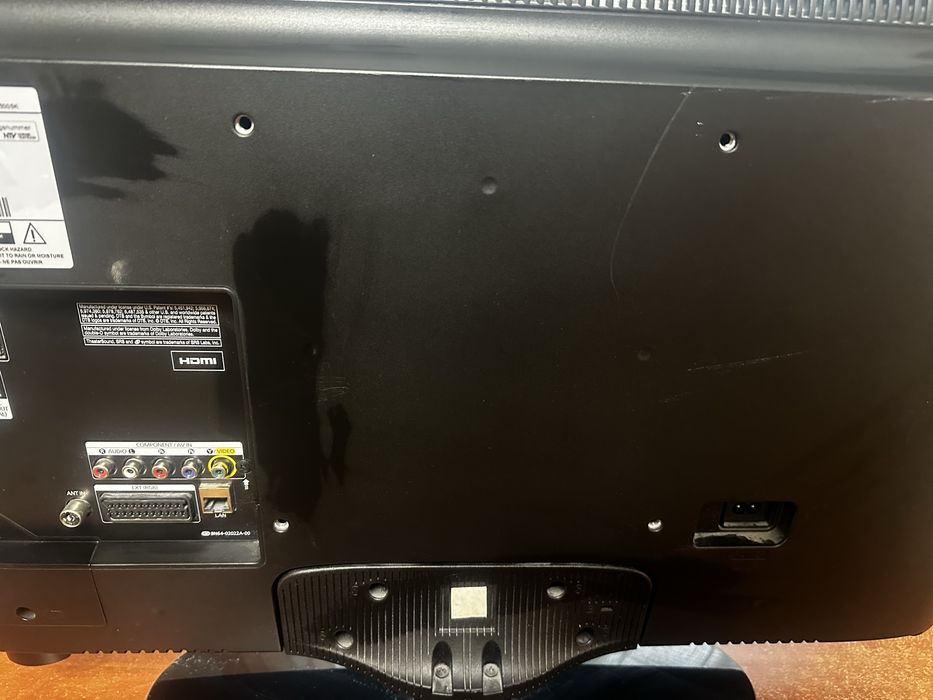 Телевізор Samsung 32” UE32EH5005K