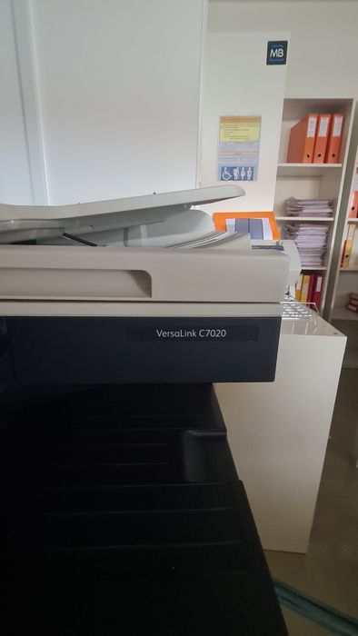 Impressora Profissional Xerox C7020 como nova para desocupar