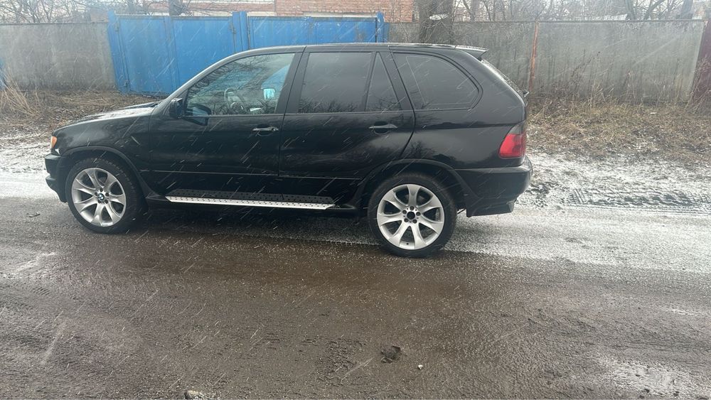 Продам БМВ Х5 Е53