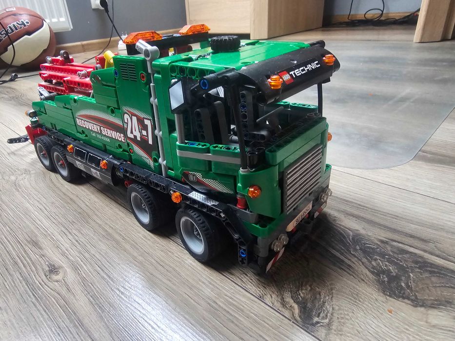 Lego Technic 42008 Service Truck  Holownik