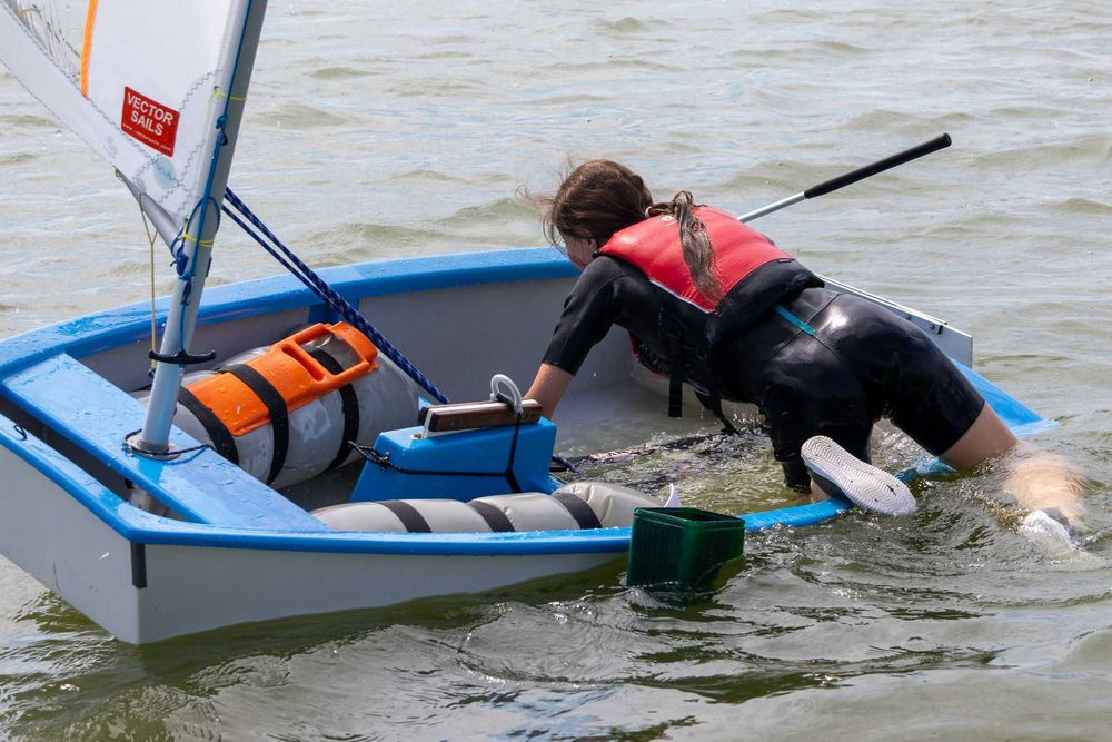 Łódź żaglowa Optimist