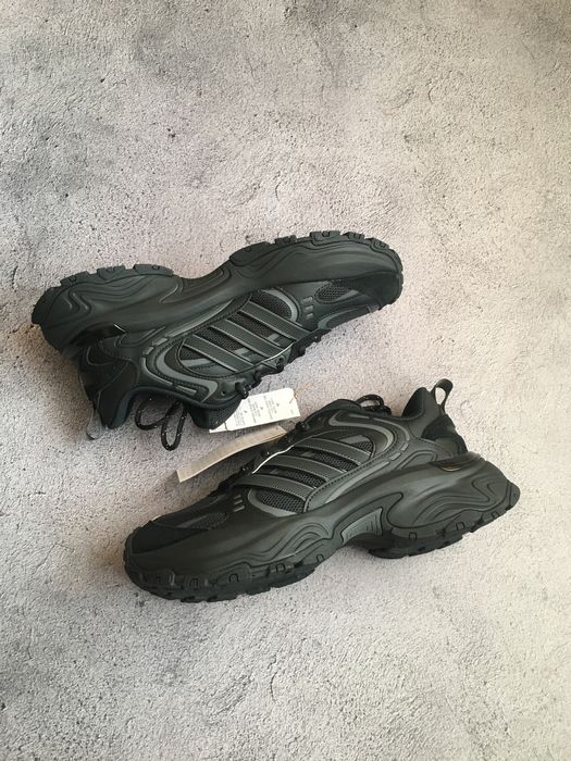 Кросівки Adidas shadow fever jr8215