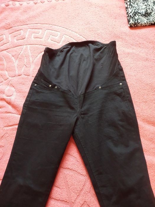 Джинси для вагітних