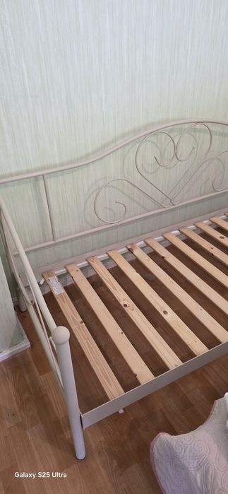 Łóżko metalowe 90x200