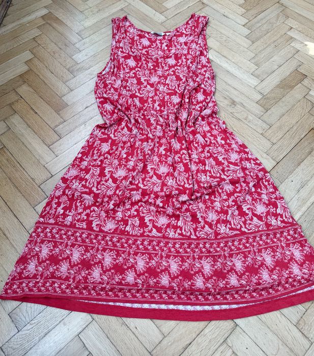 Piękna czerwona sukienka Indiska M wiskoza