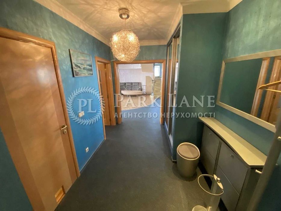 Продаж 5к. квартири на Подолі, вул. Введенська, 29/58