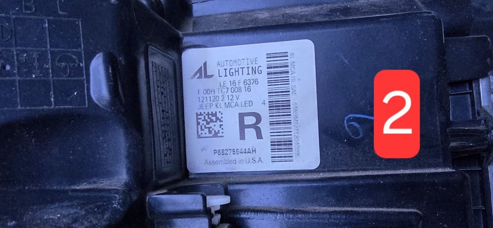 Фари Jeep cherokee 19+ рестайл