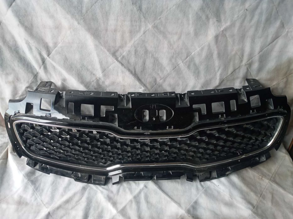 Решотка радіатора Kia Sportage (2015-2020)