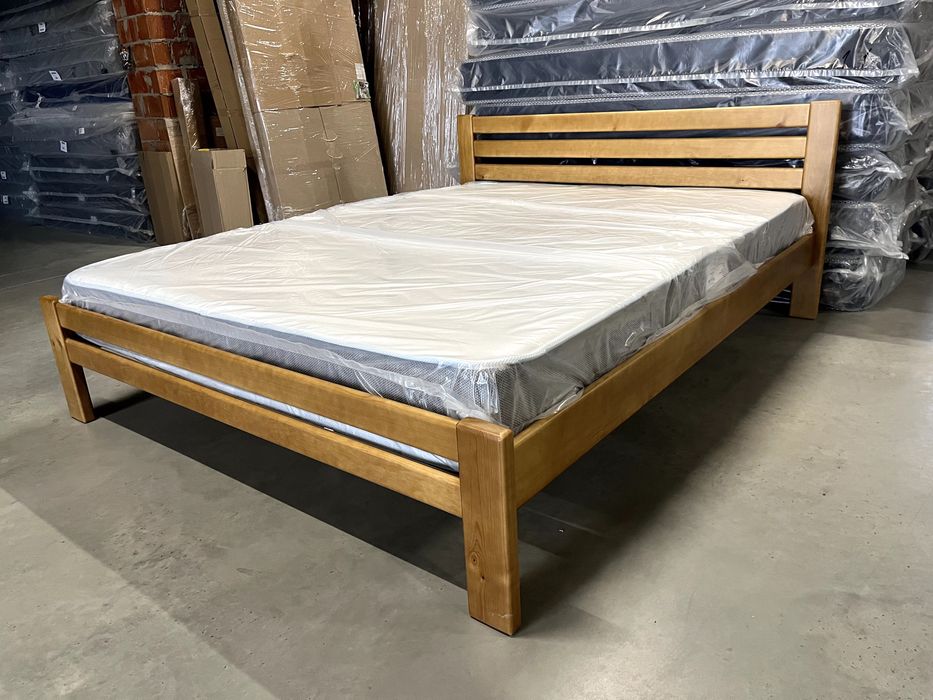 Ліжко двоспальне дерев'яне і матрац розмір 160х200 нові меблі з складу