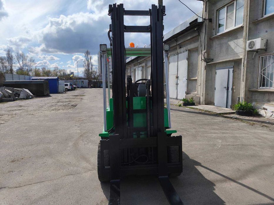 Вилковий навантажувач дизельний 2,5т Cesab Drago E250 2012року