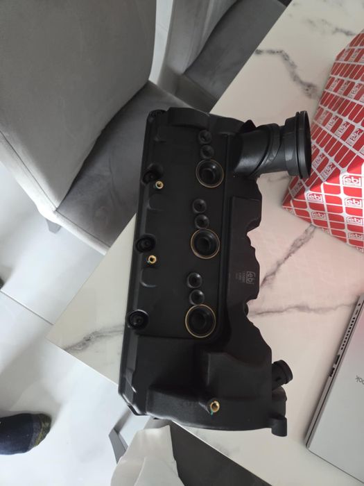 Pokrywa zaworów 3.0 tdi