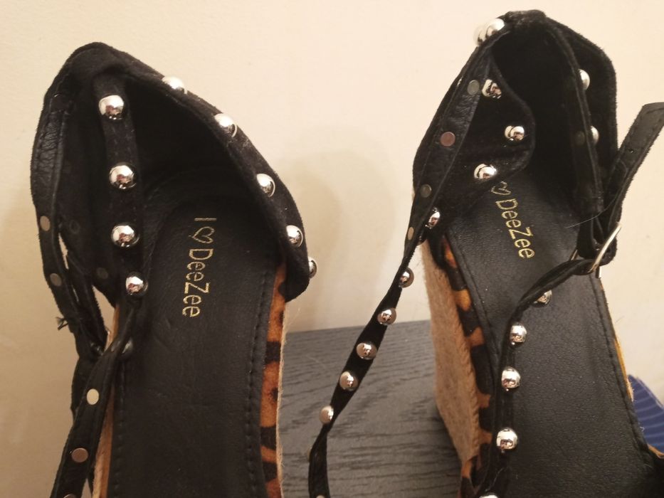 Beżowe brązowe buty Dee Zee r 38 obcas 12 cm