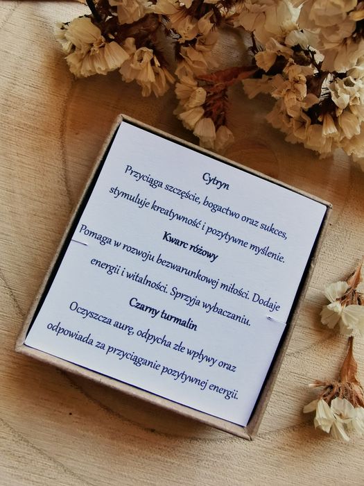 Amulet szczęścia bransoletka z kamieni naturalnych na czerwonej nitce