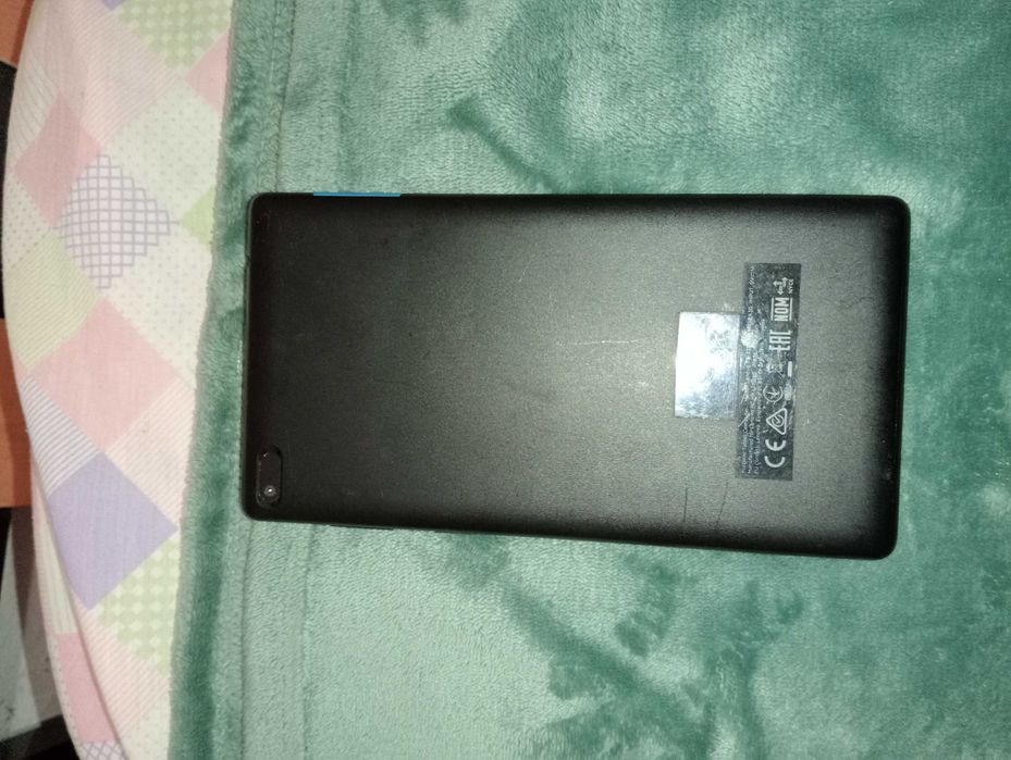 Tablete Lenovo  de cor preta
