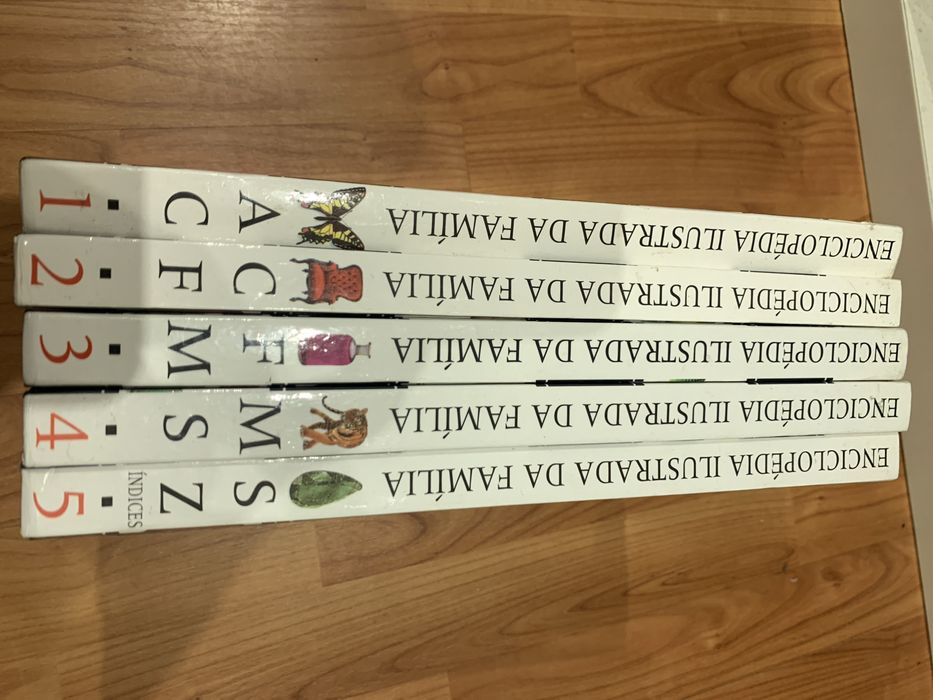 5 volumes Enciclopédia Ilustrada da Família - usado